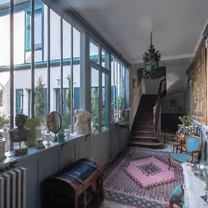  Séjour chez l'habitant Le Jardin Secret France