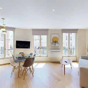 179 Mayou - Superbe A , Paris France
